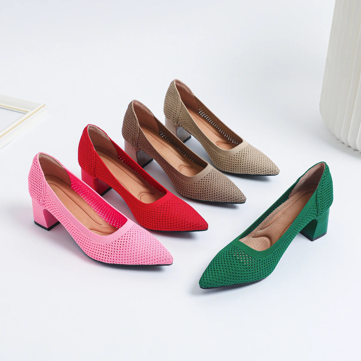 Die spitzen Strickpumps Haute Capri (Absatz 6 cm)