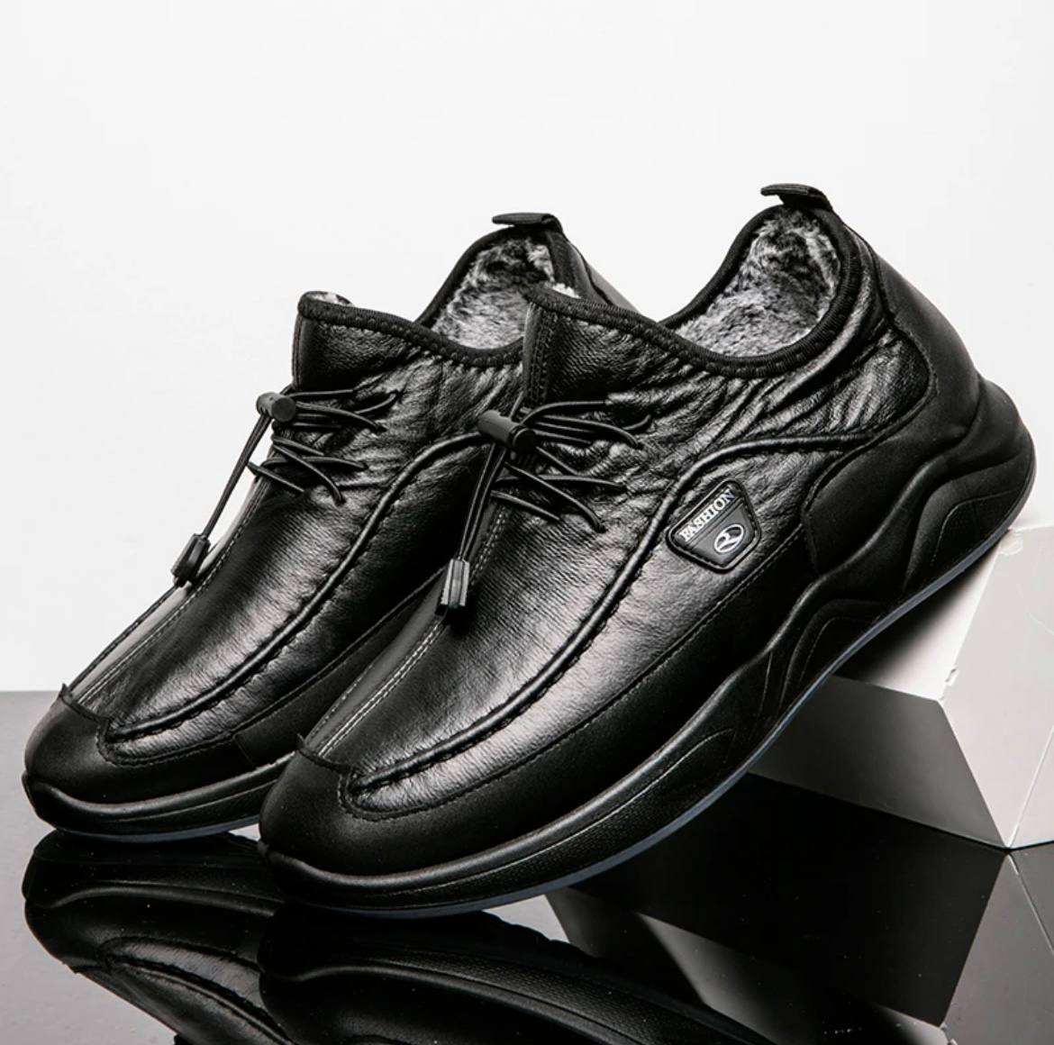 Tallin – Super Comfortable Sneakers with Thermal Lining and Waterproofing