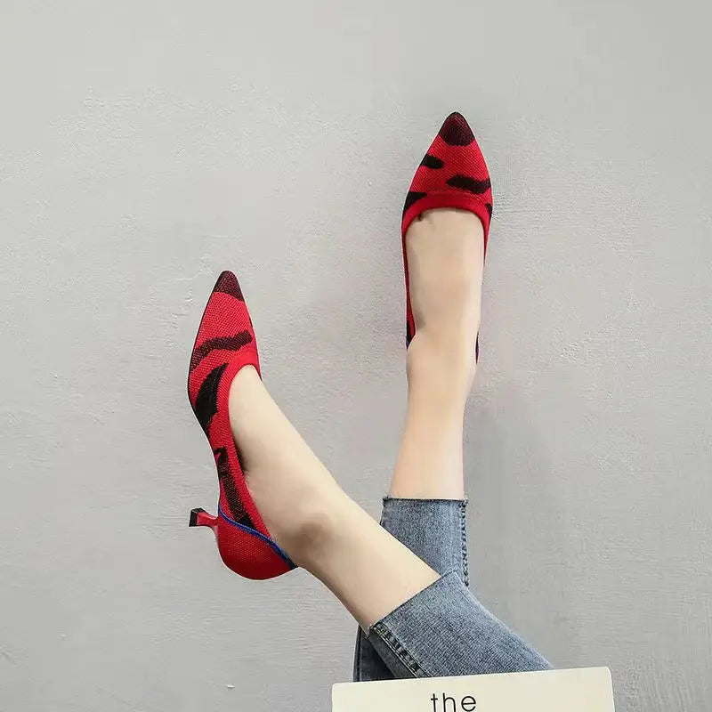 The Chicara Milan Pointed Knit Heels (heel 3 cm)